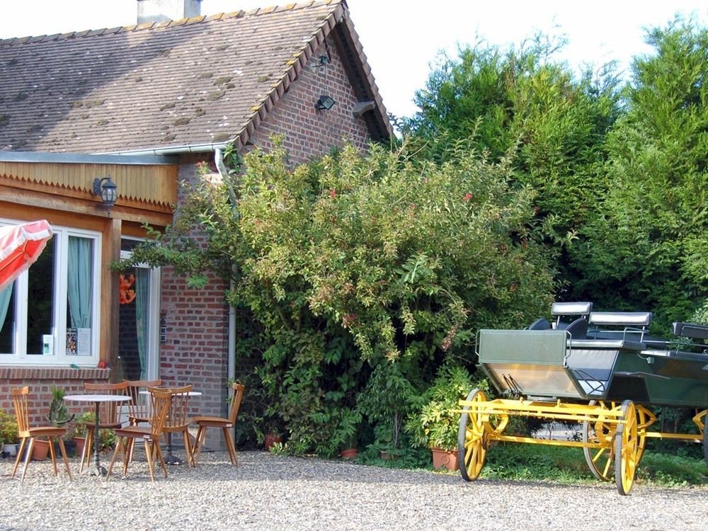 Leval Bed and Breakfast Trefcon Eksteriør billede